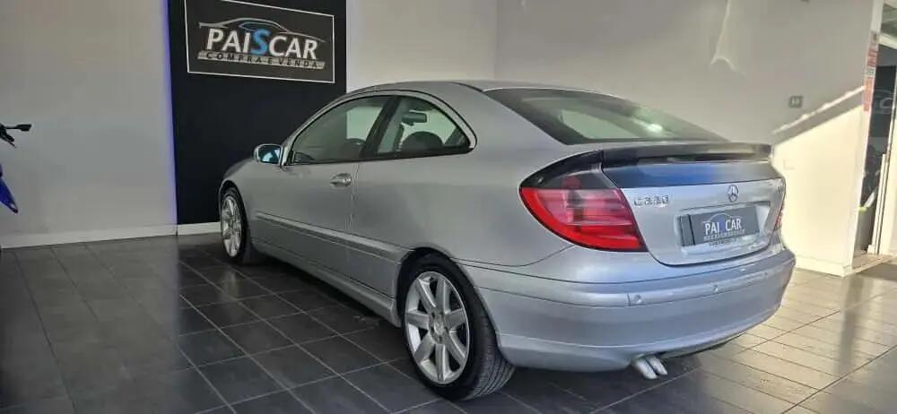 mercedes-benz-classe-c-c-220-cdi-coupe-2003-diesel-2148cc