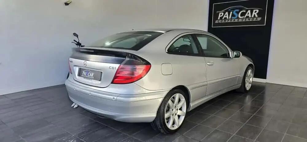 mercedes-benz-classe-c-c-220-cdi-coupe-2003-diesel-2148cc