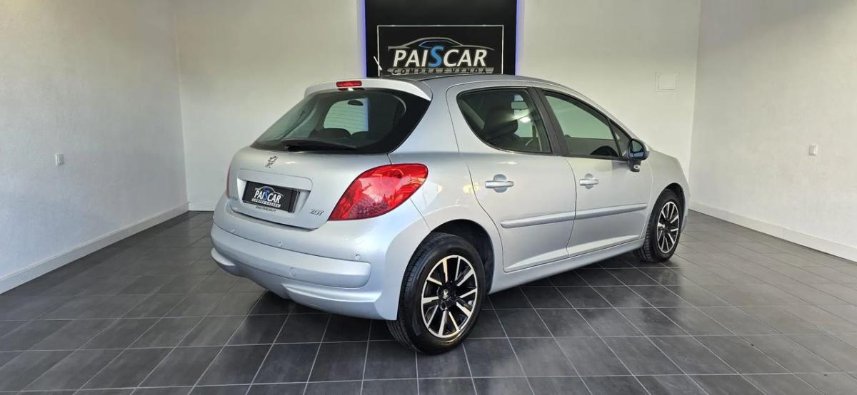 peugeot-207-2009-gasolina-1397cc