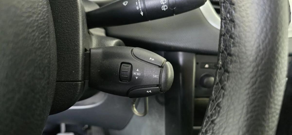 peugeot-207-2009-gasolina-1397cc