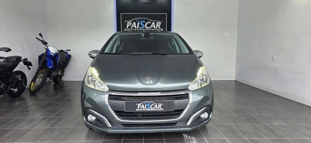 peugeot-208-2017-gasolina-1199cc