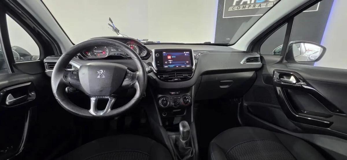 peugeot-208-2017-gasolina-1199cc