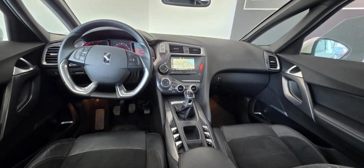 citroen-ds5-2016-diesel-1560cc