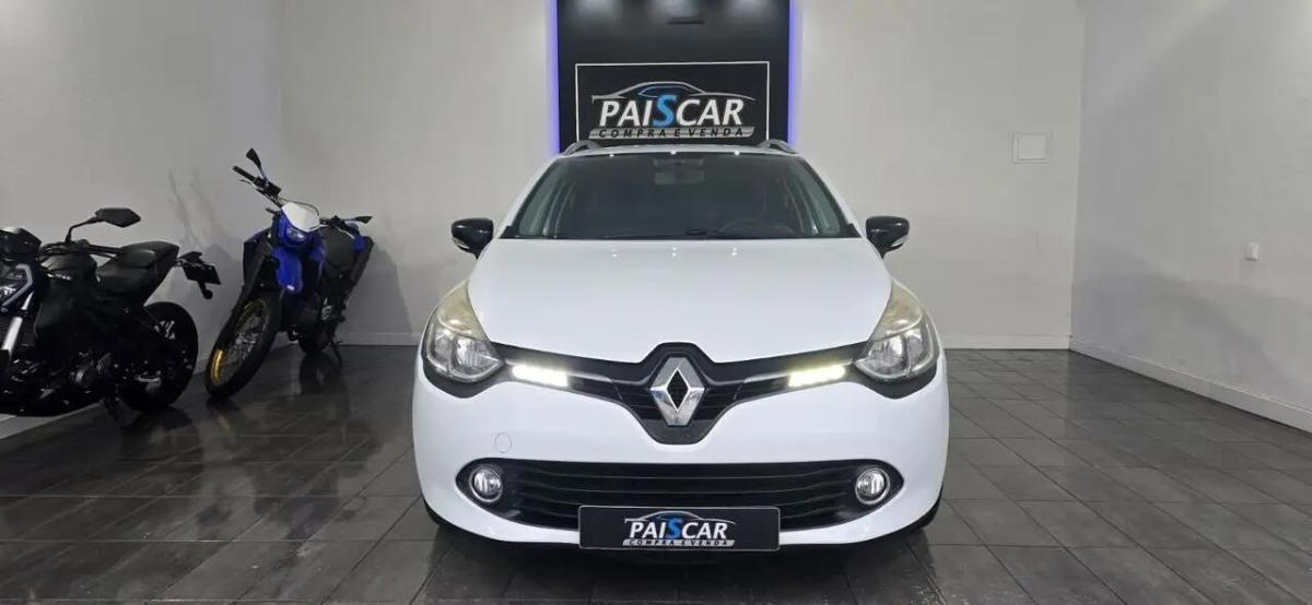 renault-clio-sport-tourer-2015-diesel-1461cc