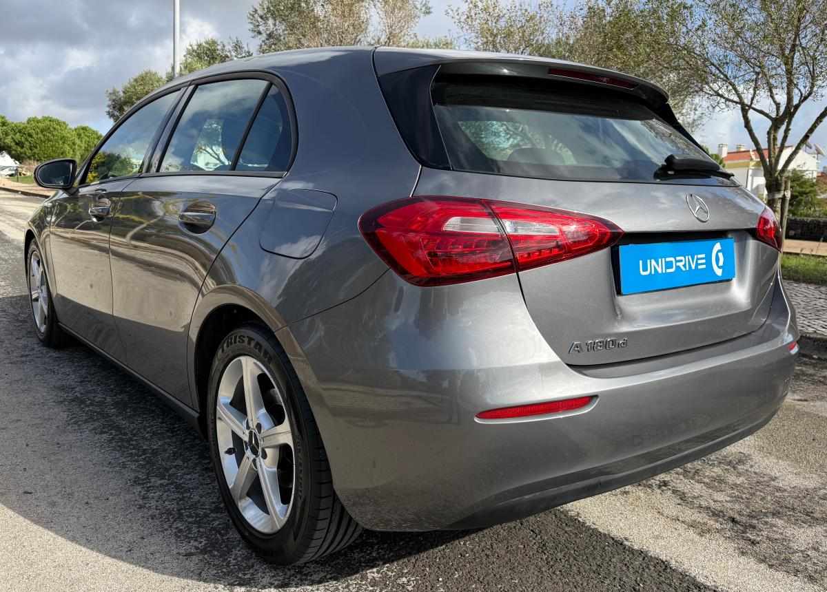 mercedes-benz-classe-a-a-180-d-1-5-2021-diesel-1461cc