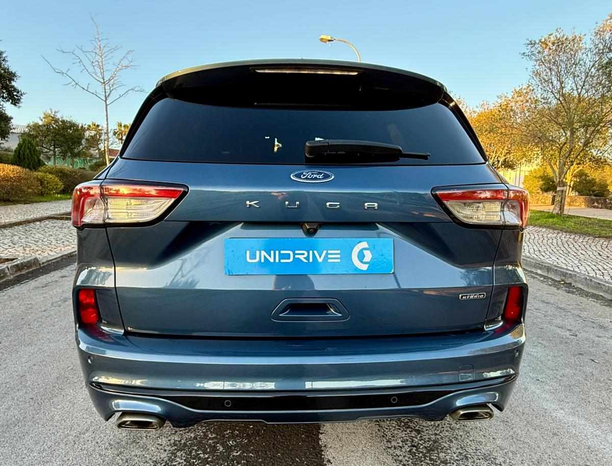 ford-kuga-2022-hibrido-2488cc