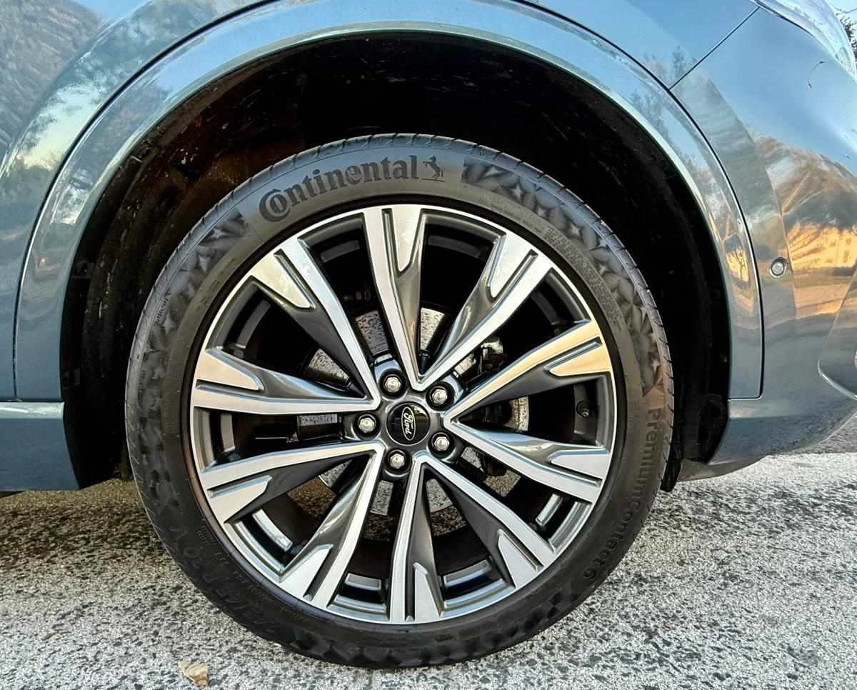 ford-kuga-2022-hibrido-2488cc