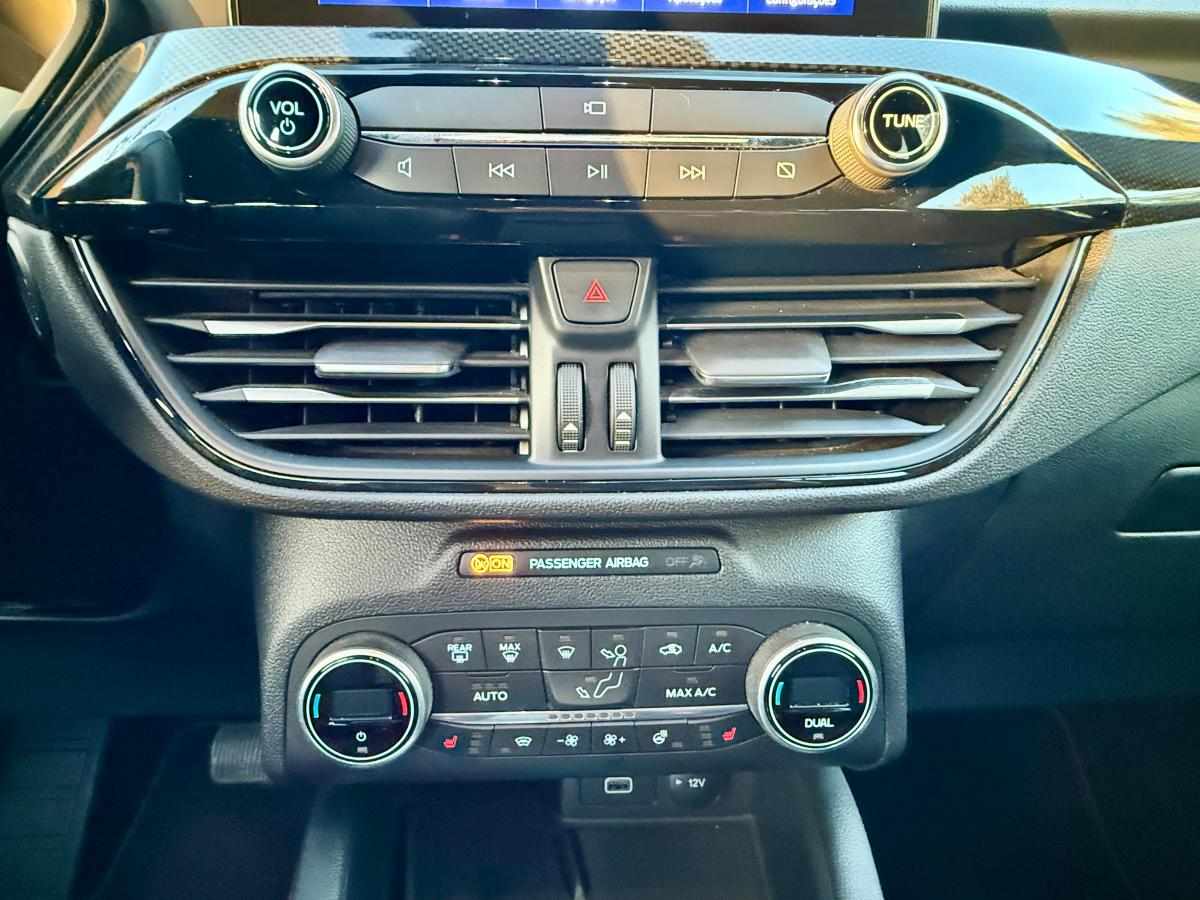 ford-kuga-2022-hibrido-2488cc