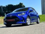 toyota-yaris-2024-hibrido-a-gasolina-1490cc