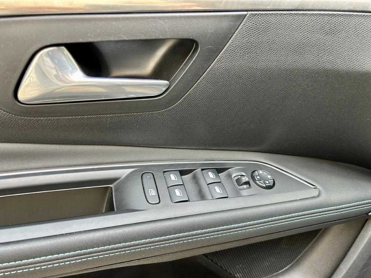 peugeot-5008-2023-diesel-1499cc