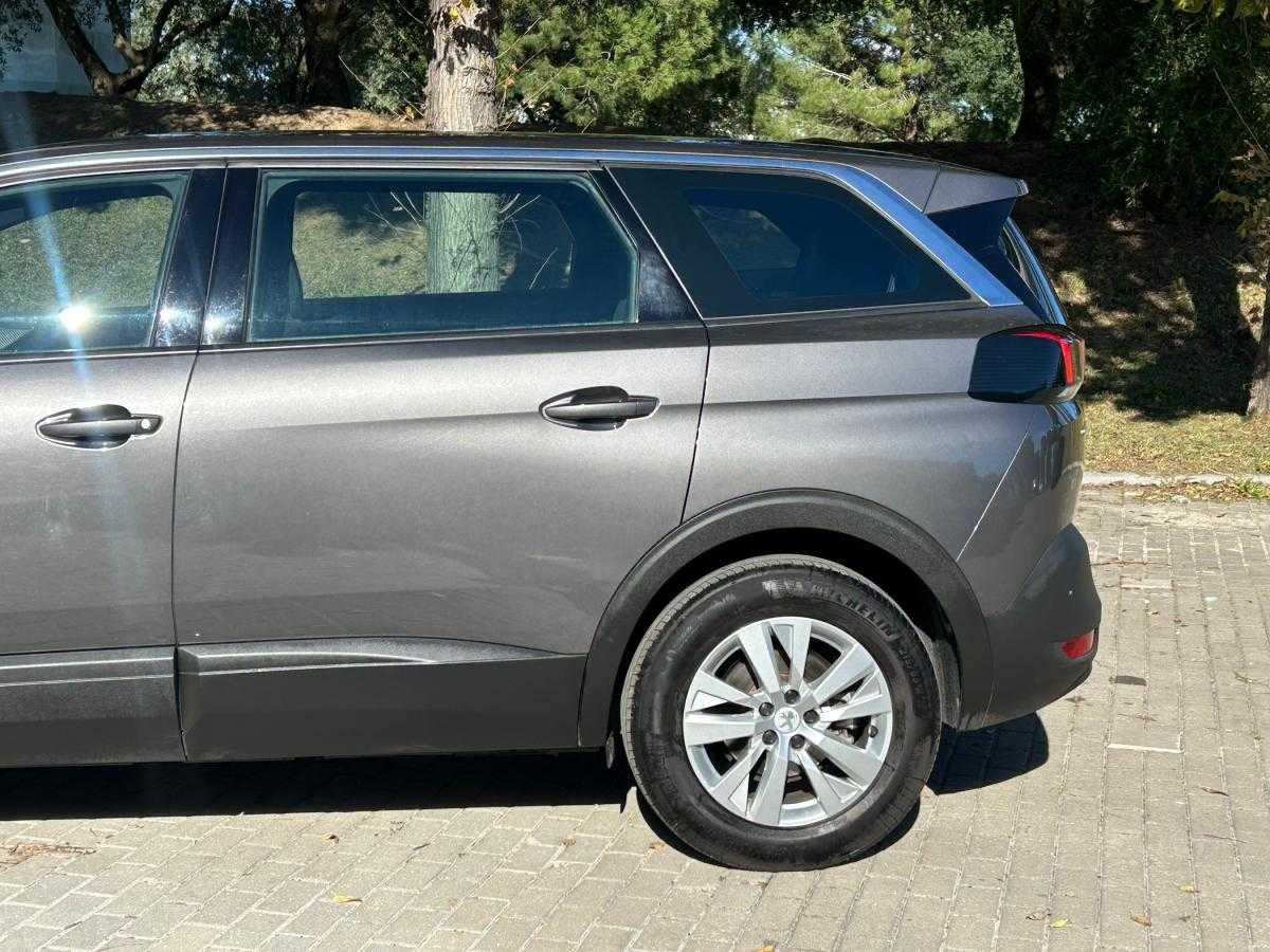 peugeot-5008-2023-diesel-1499cc