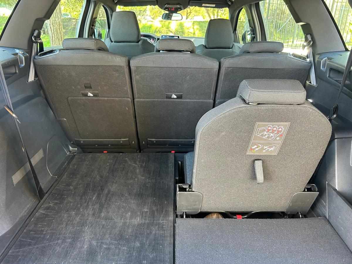 peugeot-5008-2023-diesel-1499cc