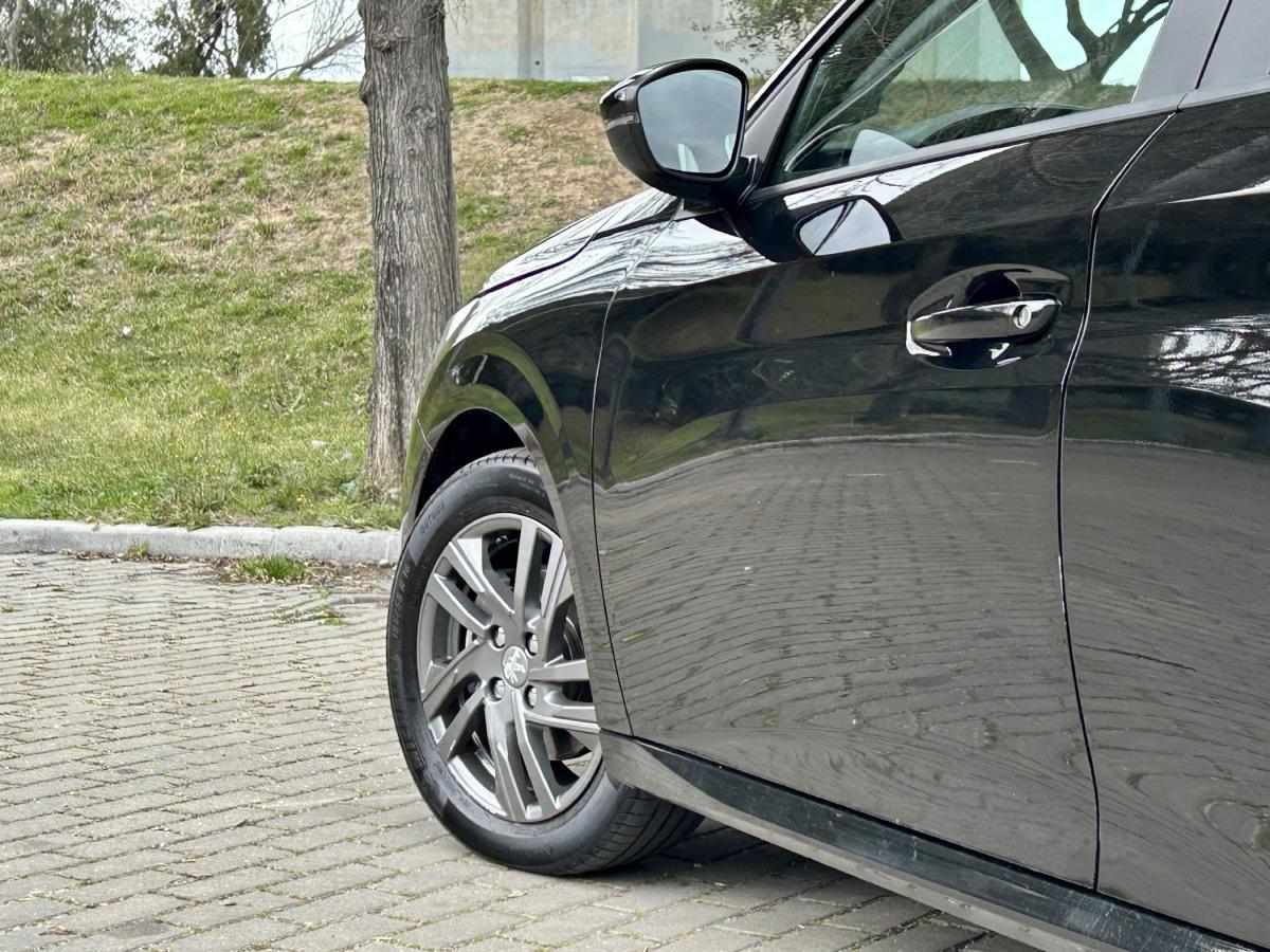 peugeot-208-2022-gasolina-1199cc