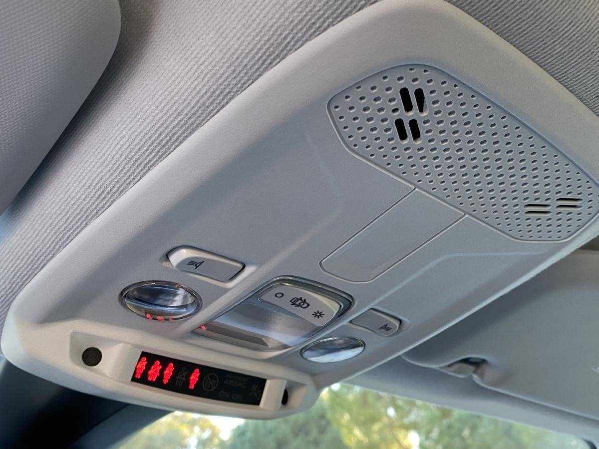 peugeot-208-2022-gasolina-1199cc