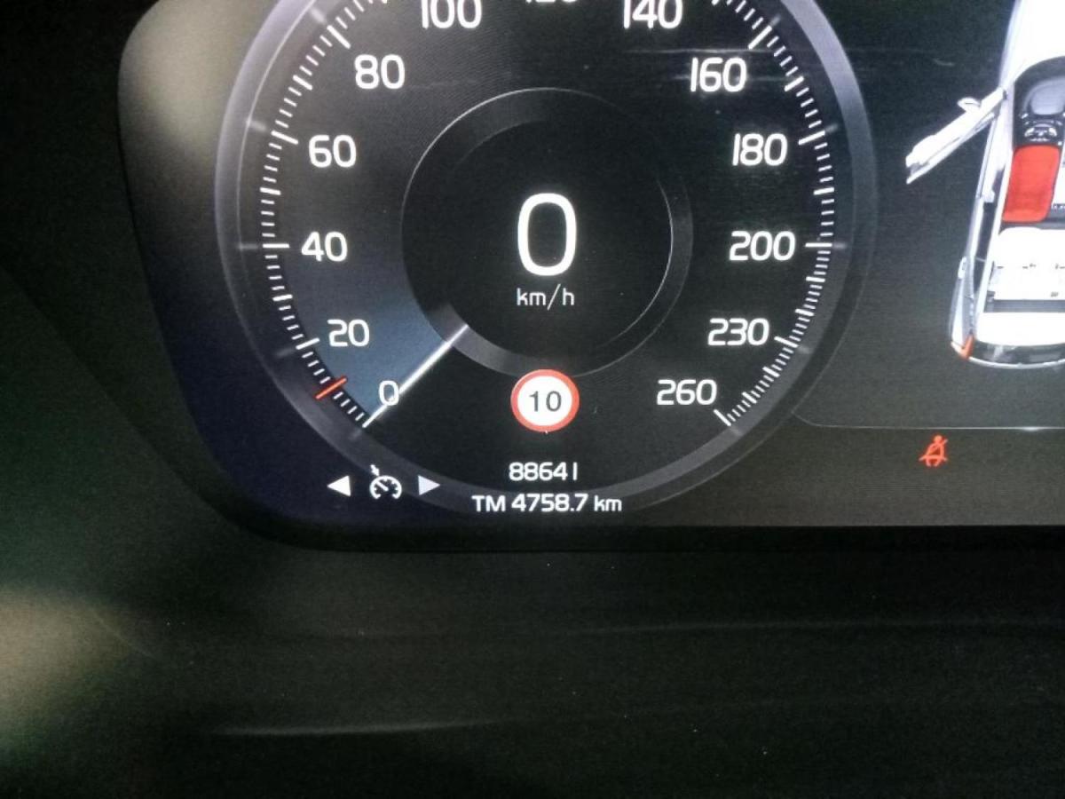 volvo-xc40-2020-hibrido-a-gasolina-1477cc