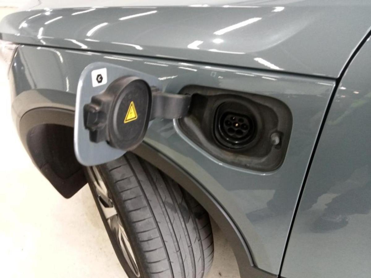 volvo-xc40-2020-hibrido-a-gasolina-1477cc