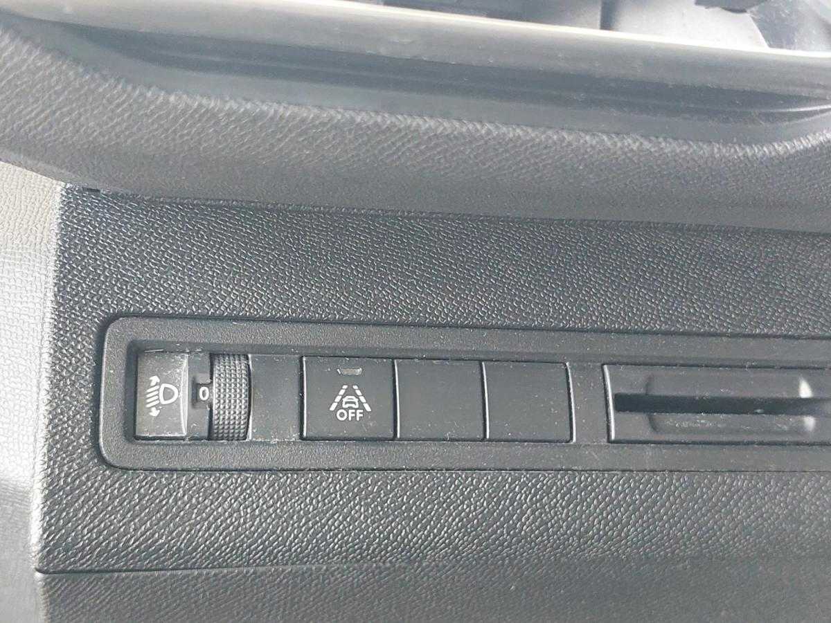 peugeot-3008-2022-diesel-1499cc