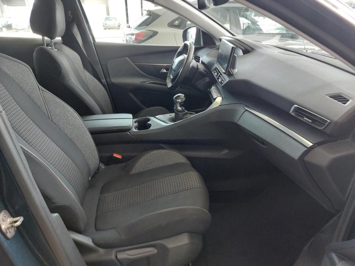 peugeot-3008-2022-diesel-1499cc