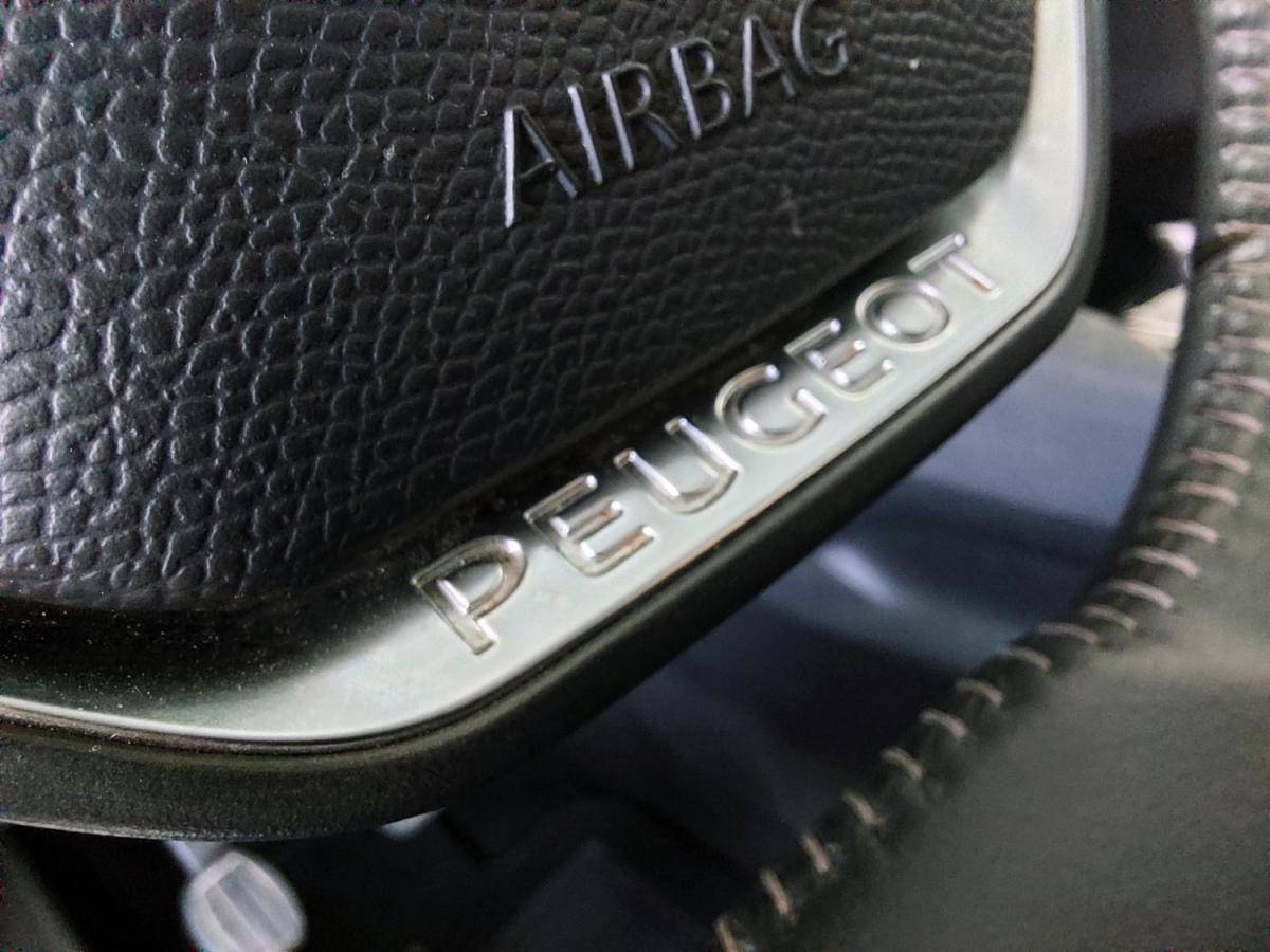 peugeot-3008-2022-diesel-1499cc