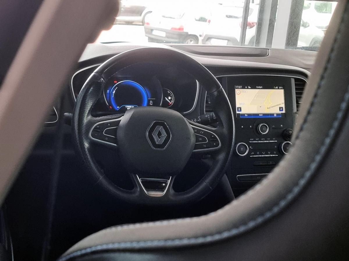renault-megane-sport-tourer-2017-diesel-1461cc