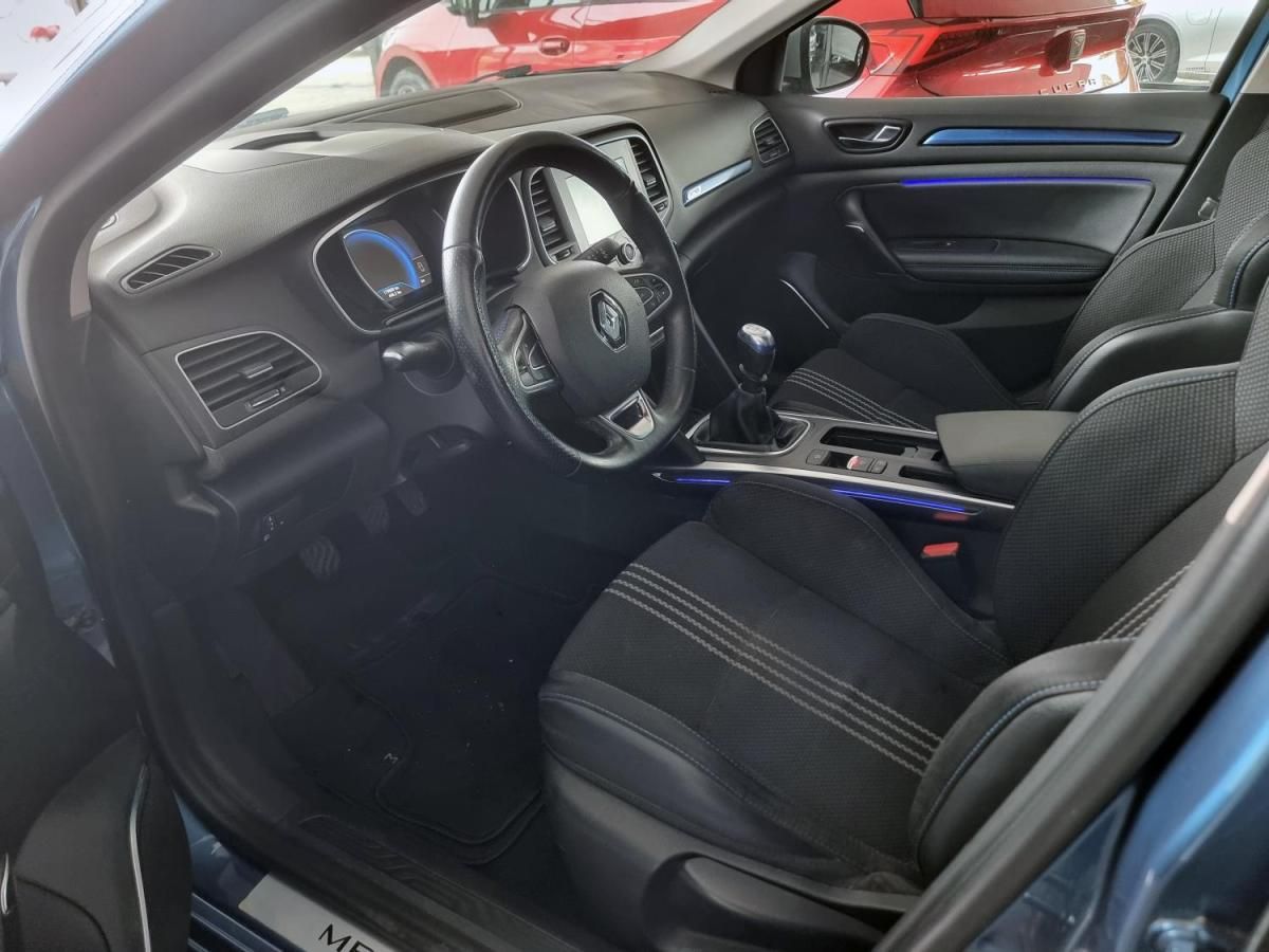 renault-megane-sport-tourer-2017-diesel-1461cc