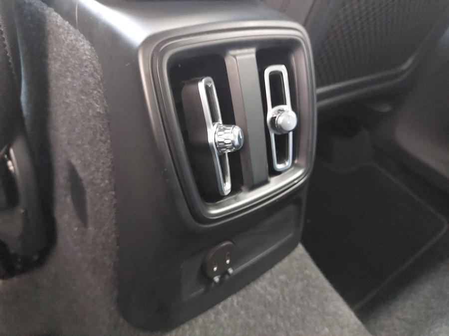 volvo-xc40-2021-hibrido-a-gasolina-1477cc