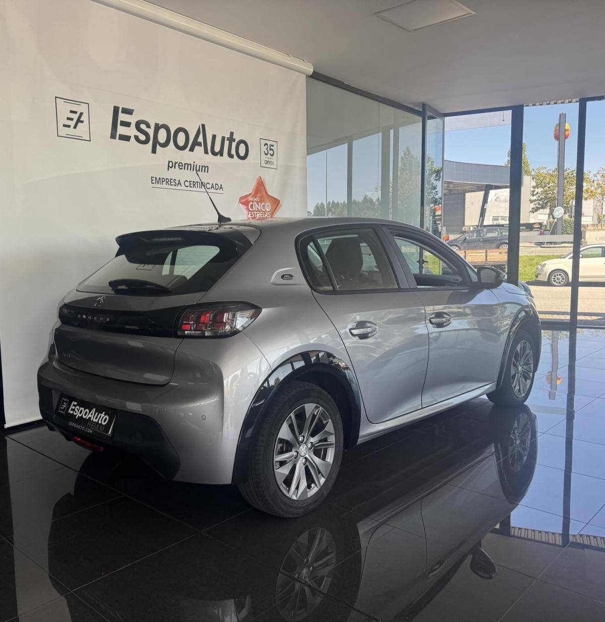 peugeot-208-2021-eletrico-0cc
