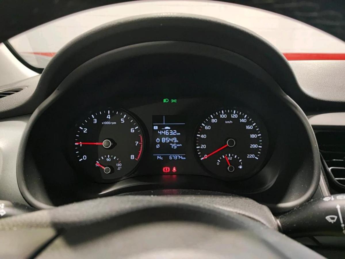kia-stonic-2021-gasolina-1197cc
