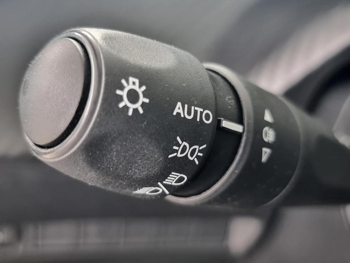 peugeot-208-2024-gasolina-1199cc