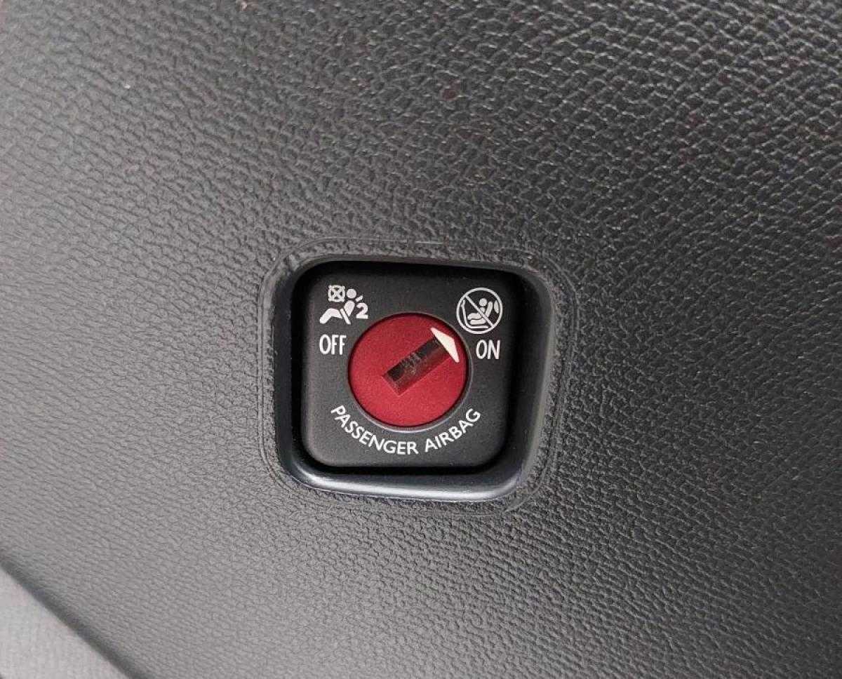 peugeot-208-2021-eletrico-0cc