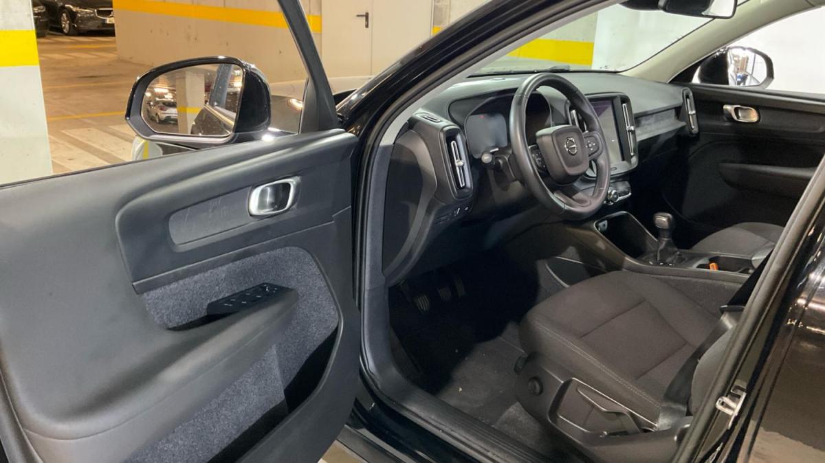 volvo-xc40-2023-gasolina-1477cc