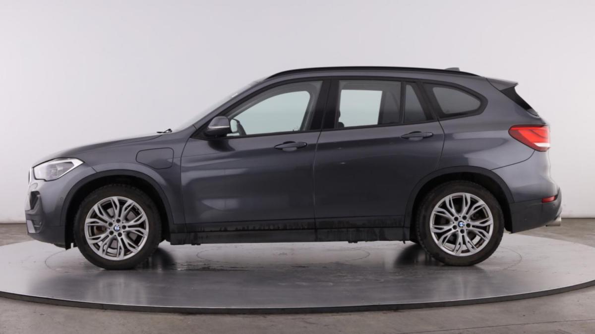 bmw-x1-2021-hibrido-a-gasolina-1499cc