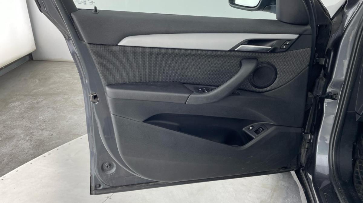 bmw-x1-2021-hibrido-a-gasolina-1499cc
