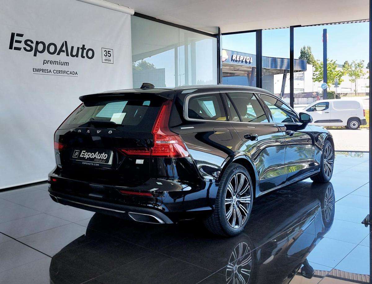 volvo-v60-2021-hibrido-a-gasolina-1969cc