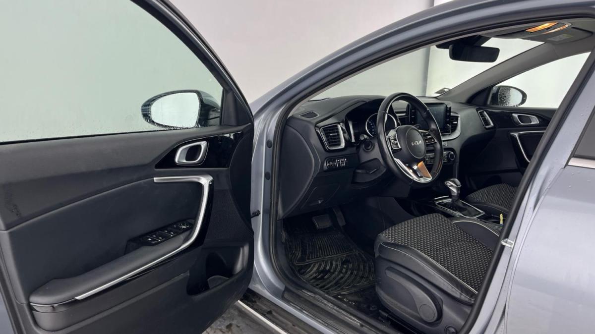 kia-xceed-2023-hibrido-a-gasolina-1580cc