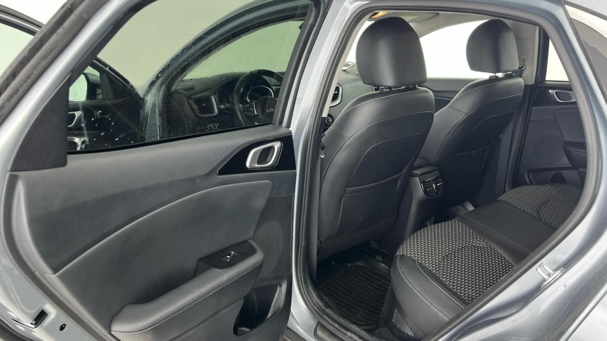 kia-xceed-2023-hibrido-a-gasolina-1580cc