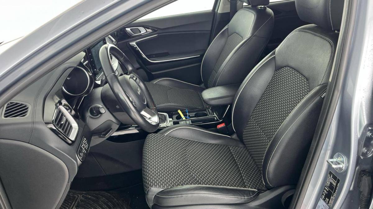kia-xceed-2023-hibrido-a-gasolina-1580cc
