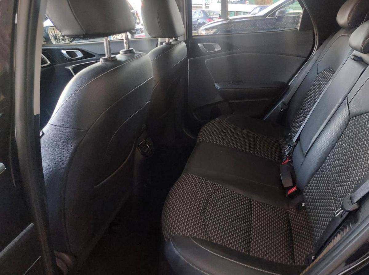 kia-xceed-2023-hibrido-a-gasolina-1580cc