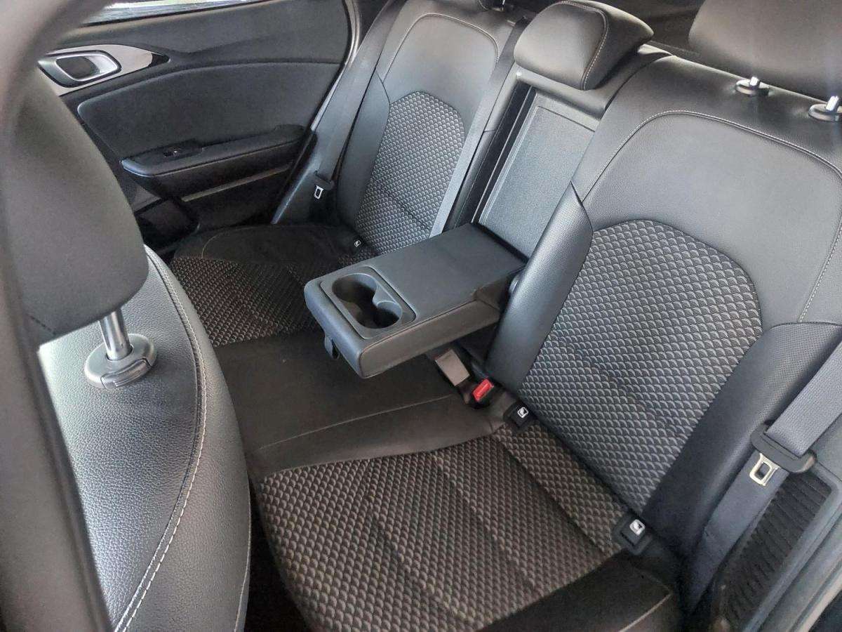 kia-xceed-2023-hibrido-a-gasolina-1580cc