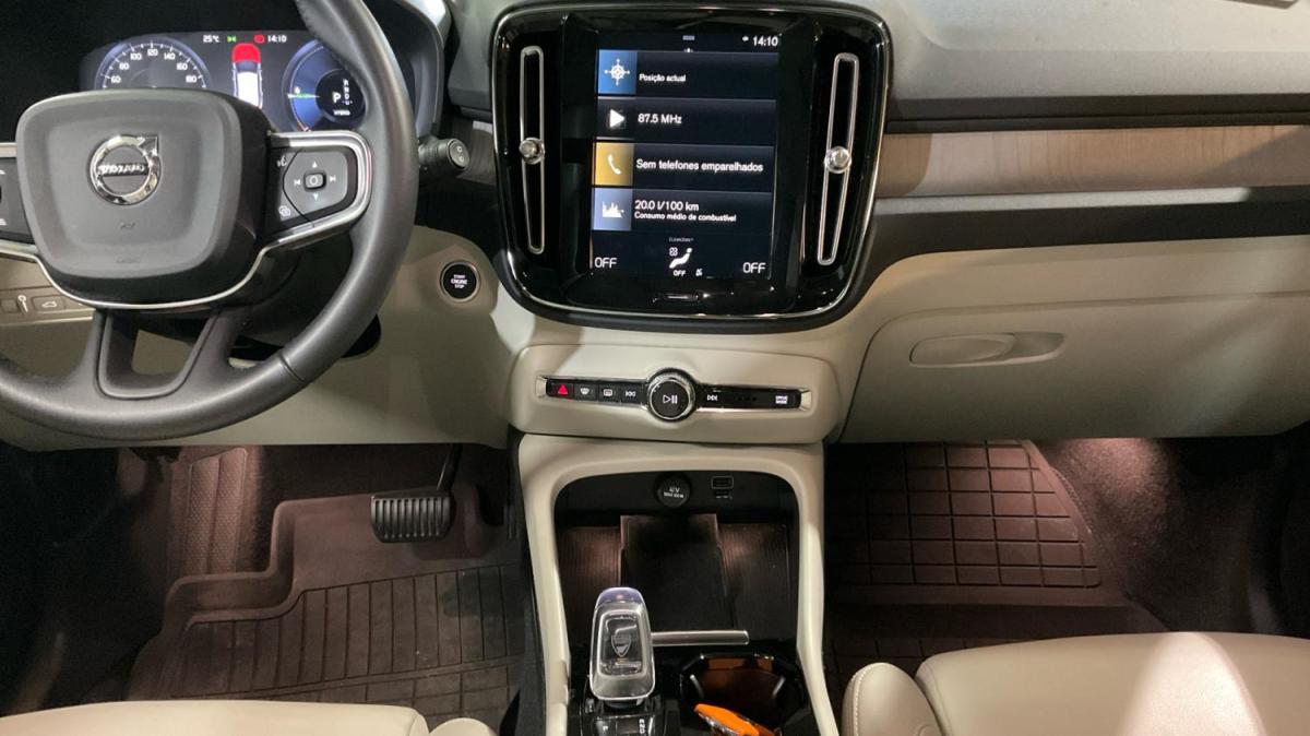 volvo-xc40-2021-hibrido-a-gasolina-1477cc