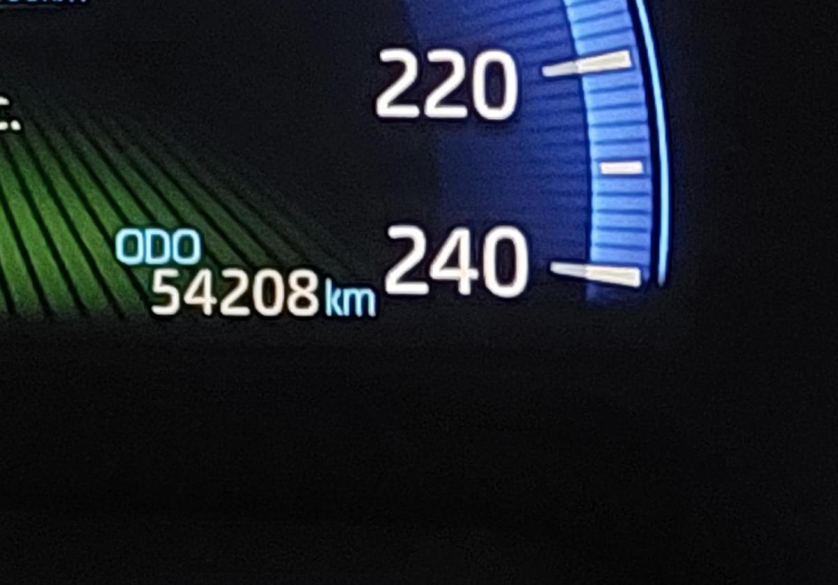 toyota-corolla-2021-hibrido-a-gasolina-1798cc