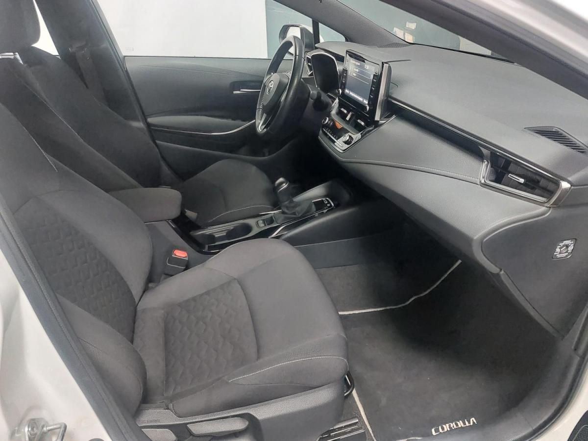toyota-corolla-2021-hibrido-a-gasolina-1798cc