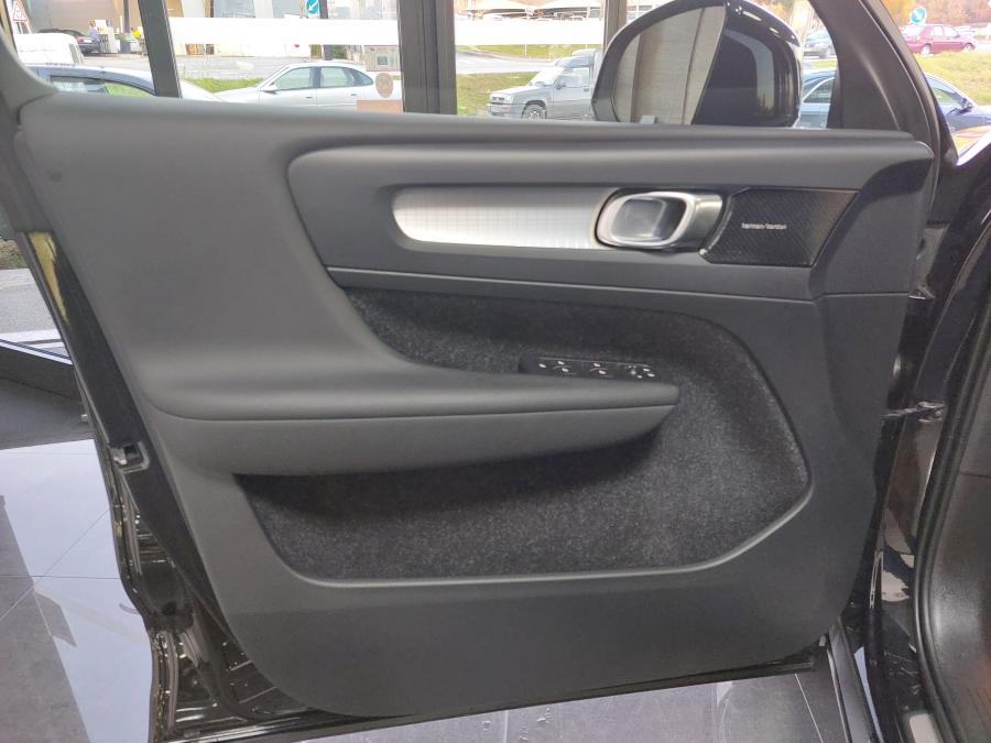 volvo-xc40-2018-diesel-1969cc