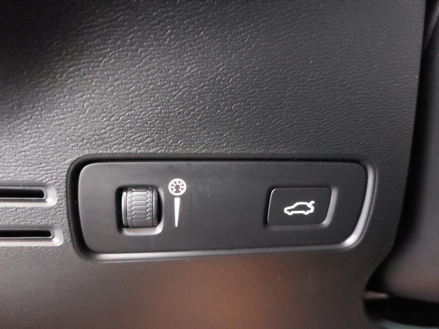 volvo-xc40-2018-diesel-1969cc