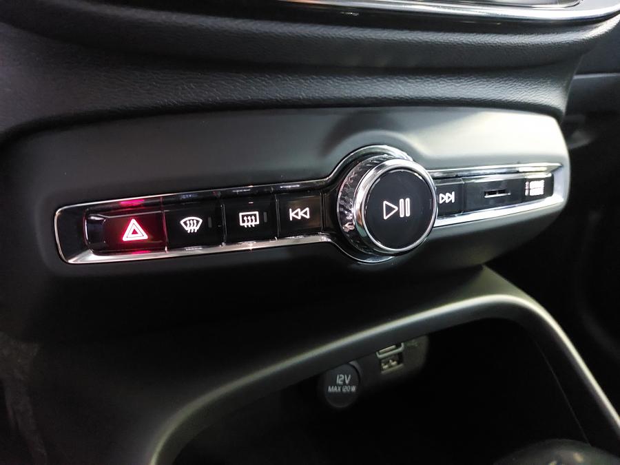 volvo-xc40-2018-diesel-1969cc