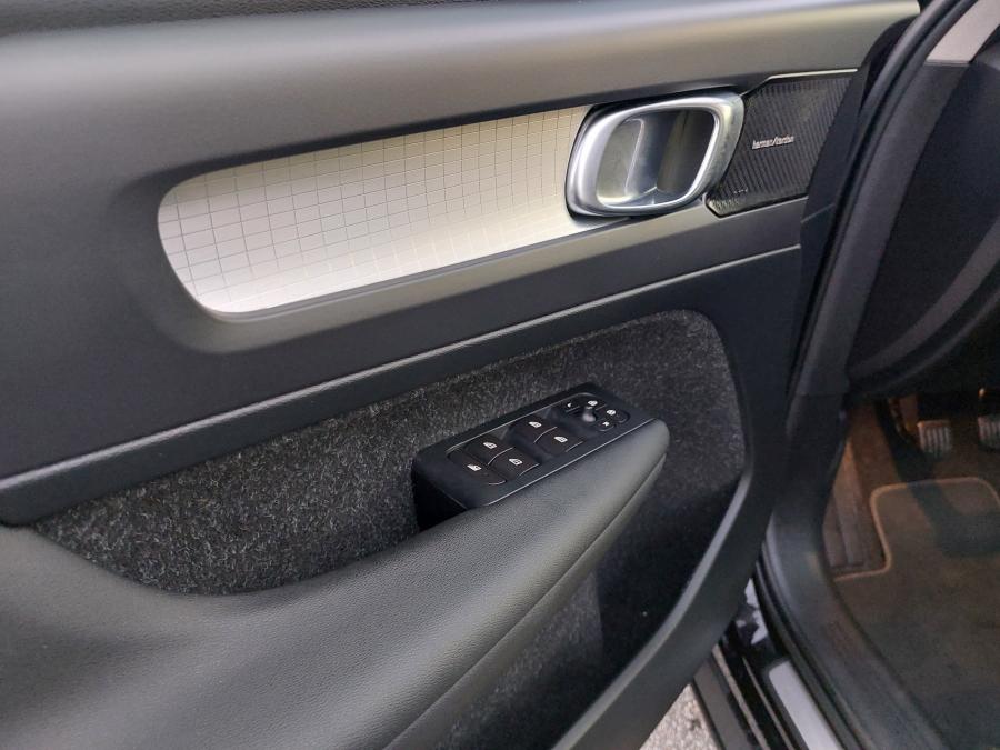 volvo-xc40-2018-diesel-1969cc