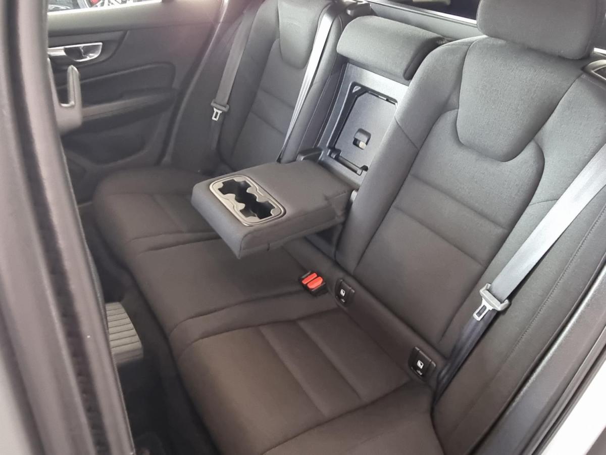 volvo-v60-2021-hibrido-a-gasolina-1969cc