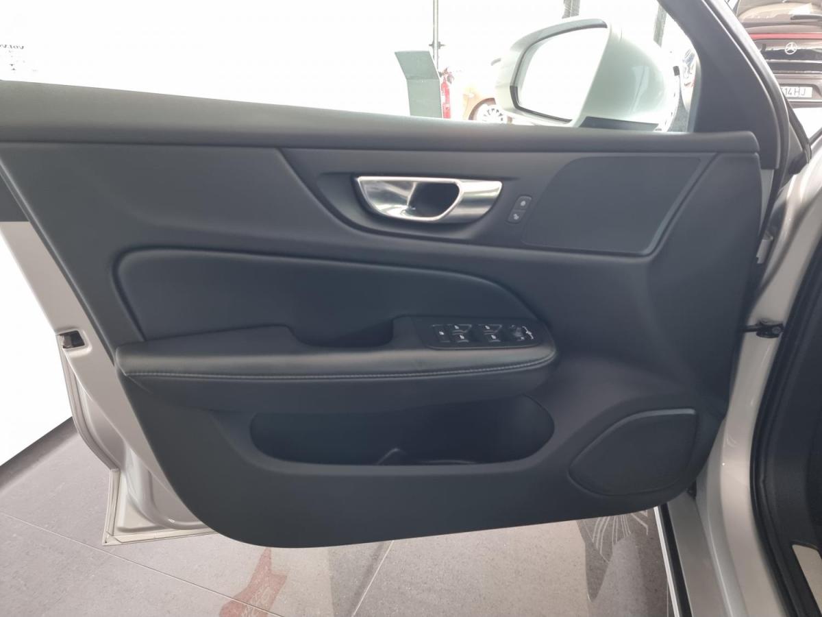 volvo-v60-2021-hibrido-a-gasolina-1969cc