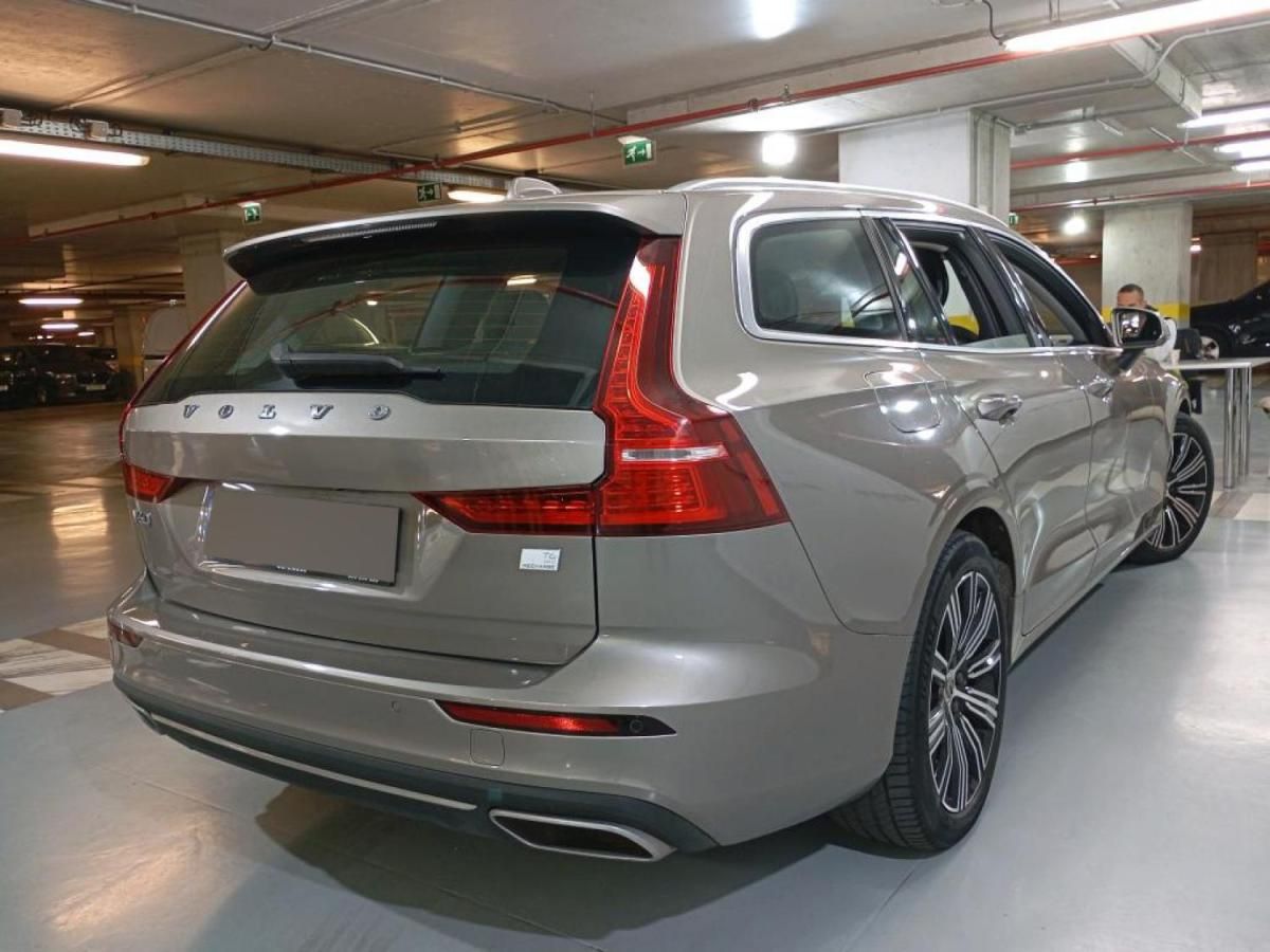 volvo-v60-2021-hibrido-a-gasolina-1969cc