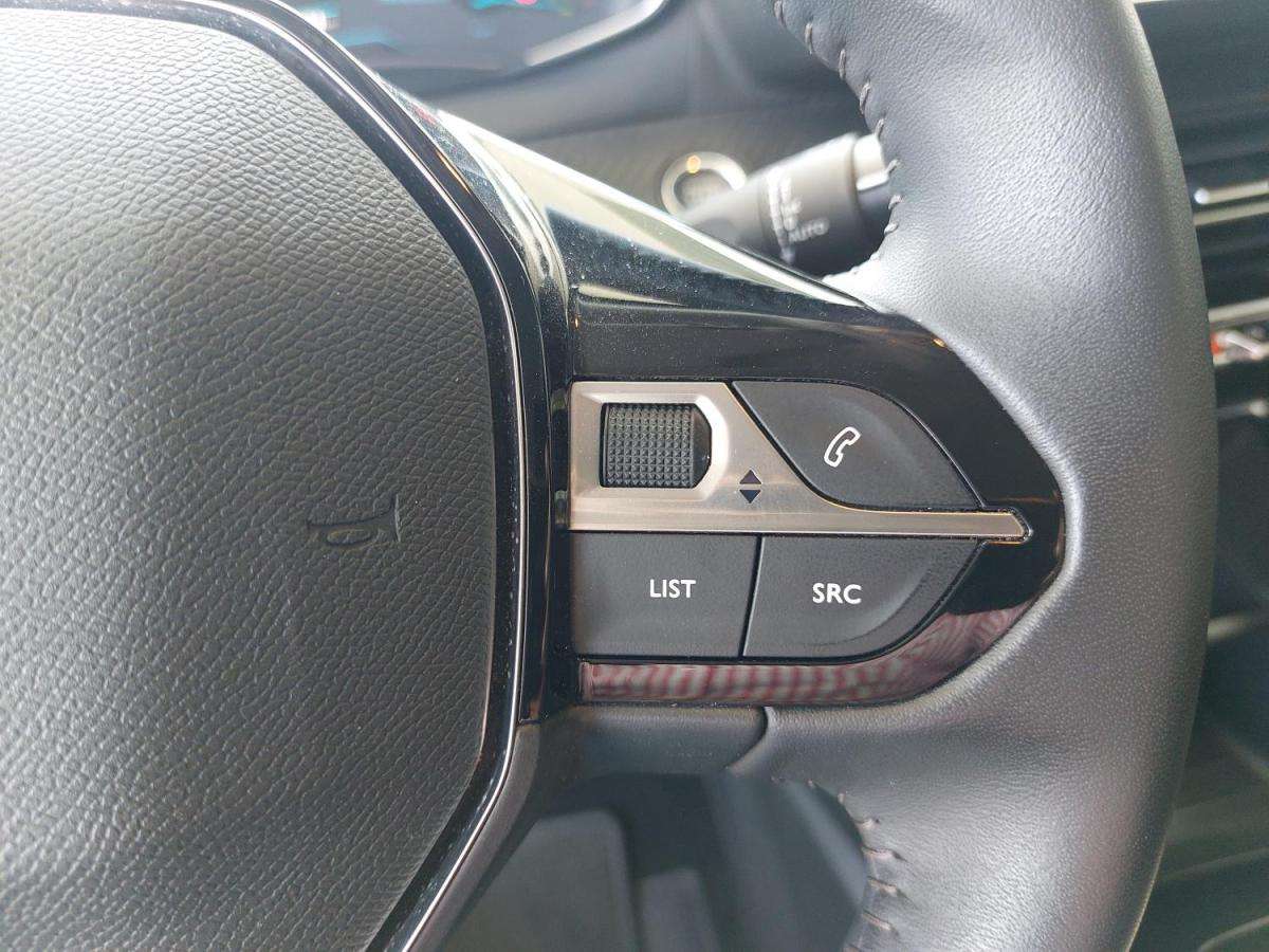 peugeot-e-2008-2021-eletrico-0cc